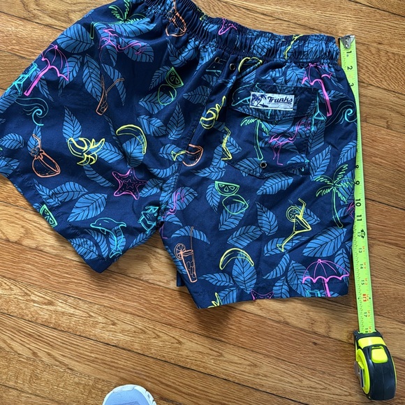 Surf and Swim Company Trunks - Picture 5 of 7